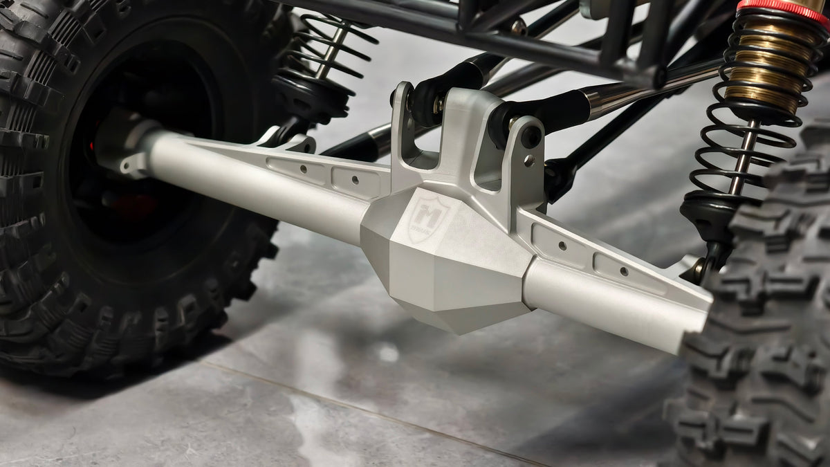 Silver Redcat Vertex-6 rear axle installation
